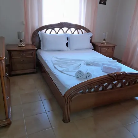 Sirena House *