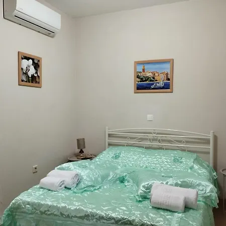 Sirena House
